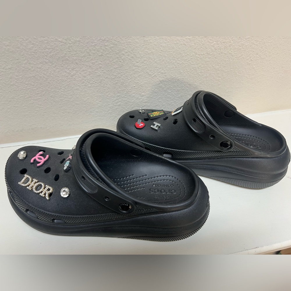 Crocs Black Crush Clog Platforms 10 with Jibbitz